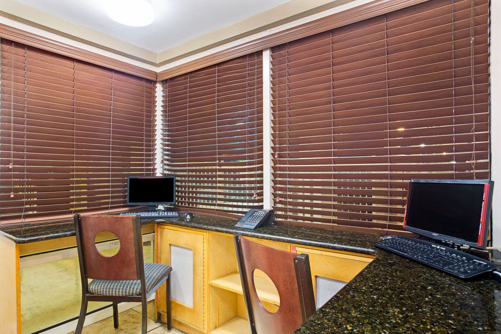 Williamsburg Orlando Inn Near International Drive מראה חיצוני תמונה