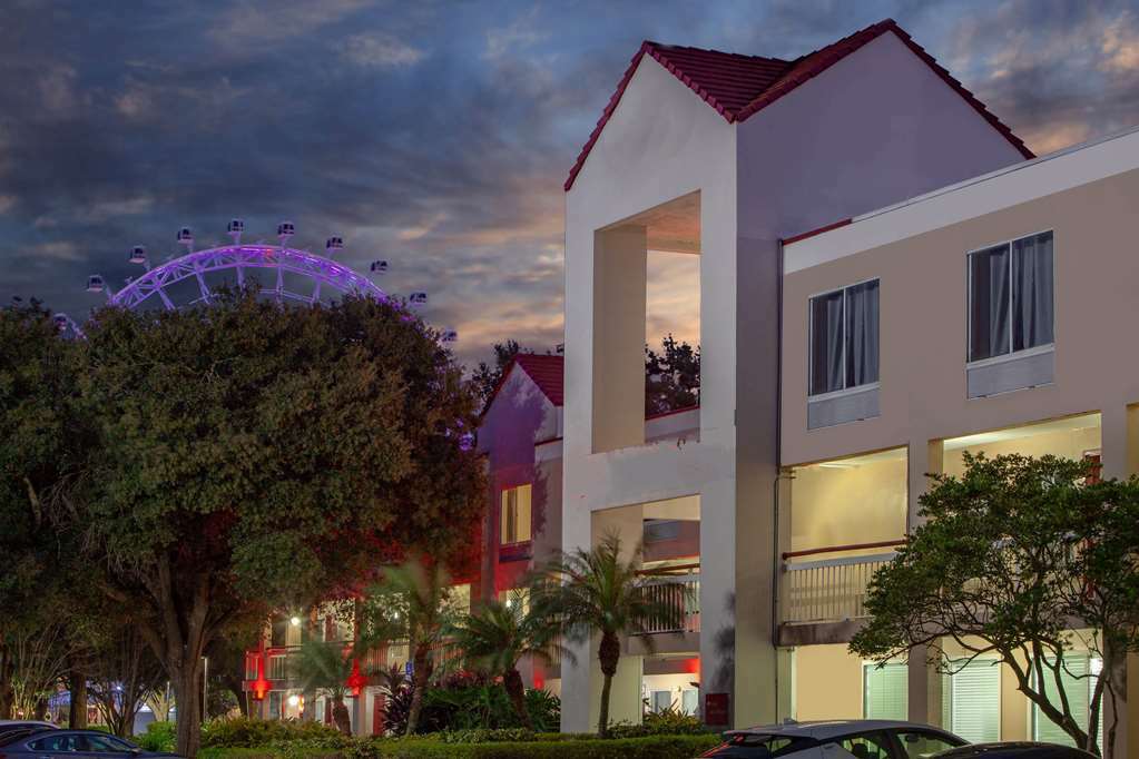 Red Roof Inn Plus Orlando-Convention Center- Int'L Dr מראה חיצוני תמונה
